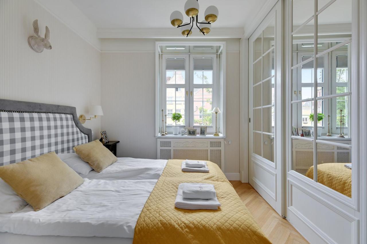 Dom & House - Old Town Swietego Ducha Apartment Гданск Екстериор снимка