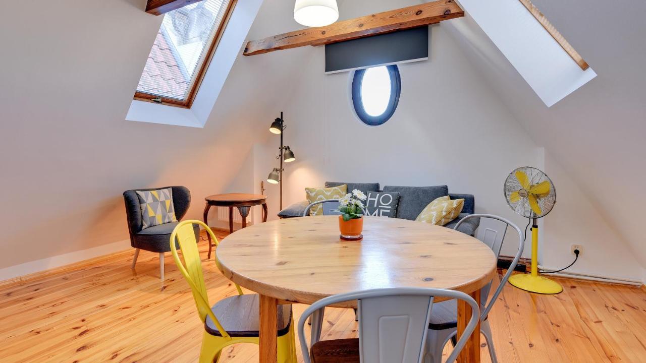 Dom & House - Old Town Swietego Ducha Apartment Гданск Екстериор снимка